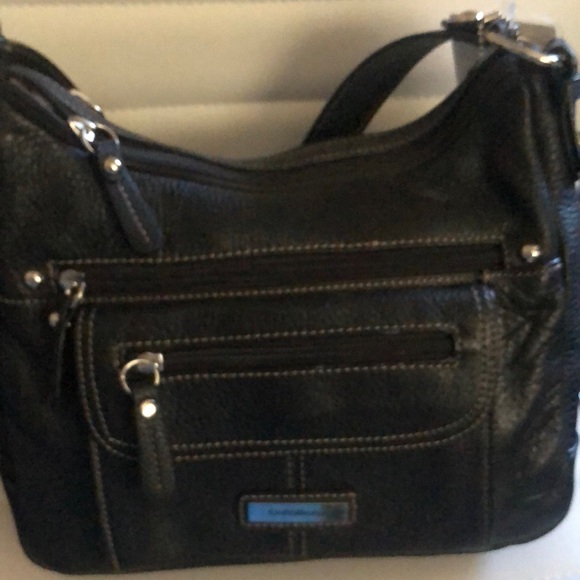 croft & barrow Handbags - Brand new black genuine leather handbag multi pockets on outside